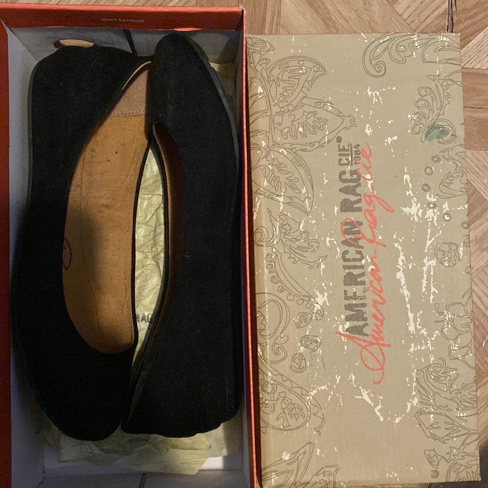 American Rag flats